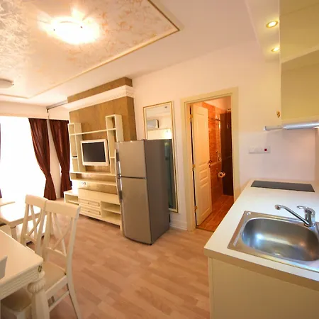 Apartman Menada Golden Rainbow *
